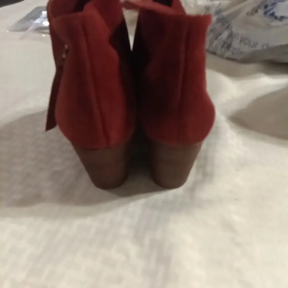 Sam Edelman Macon bootie in spiced red suede 10 Women's